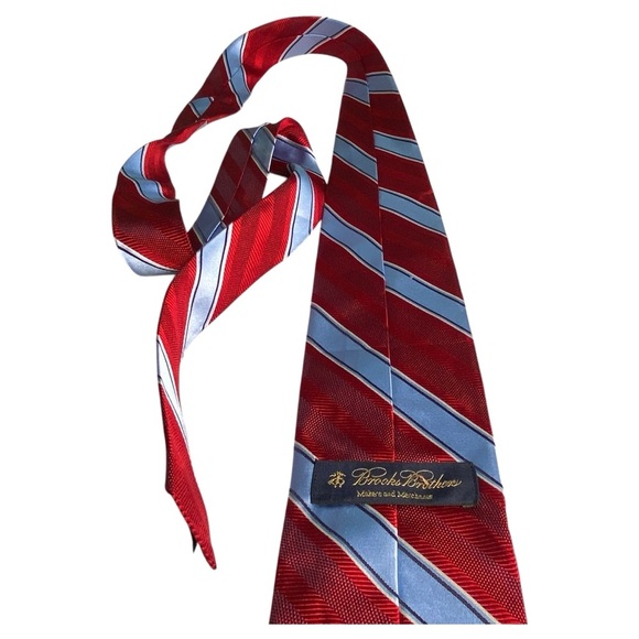 Brooks Brothers Red and Blue Striped Men's Tie - Picture 3 of 3